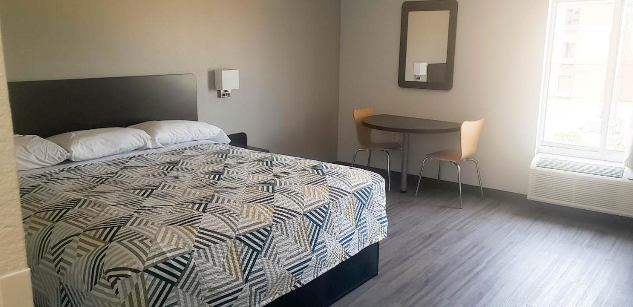 Motel 6 Mobile, Al - Airport Blvd エクステリア 写真
