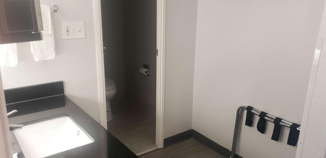 Motel 6 Mobile, Al - Airport Blvd エクステリア 写真