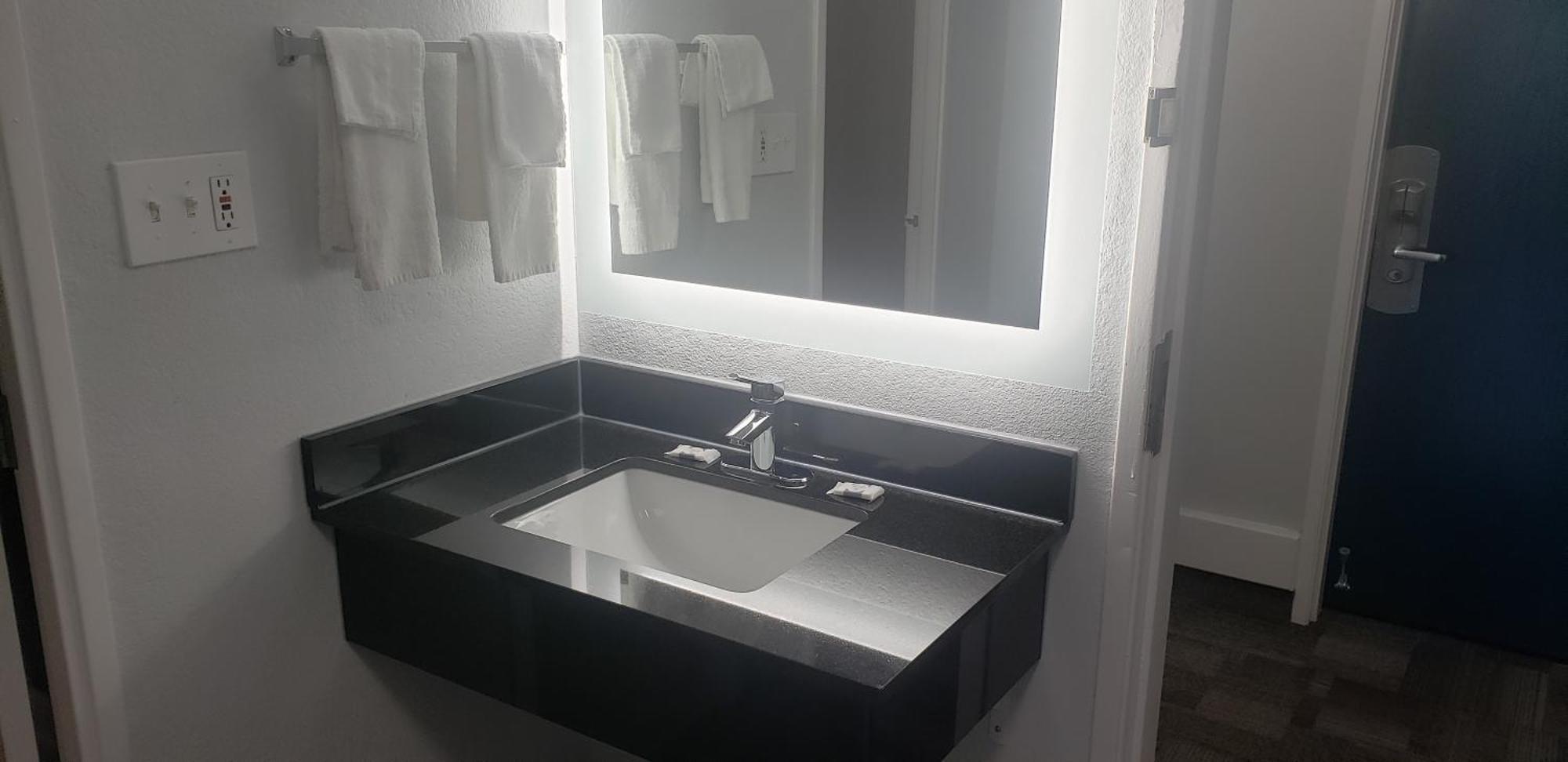 Motel 6 Mobile, Al - Airport Blvd エクステリア 写真